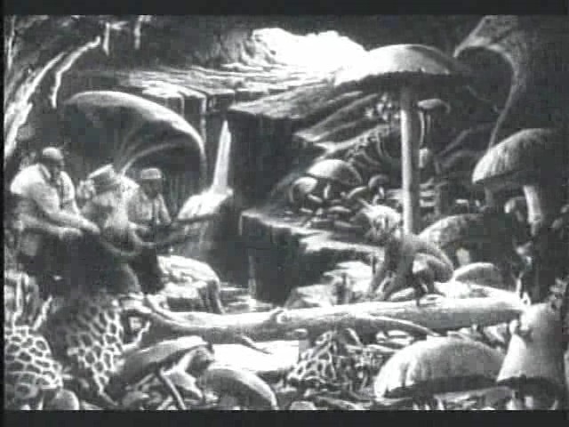 Selenites Among Giant Mushrooms – Le Voyage dans la Lune 1902